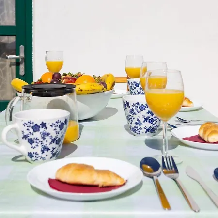 ホテル Lightbooking Playa De La Viuda Tenerife El Carreton